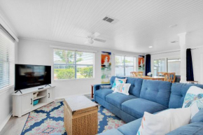 Sunny Daze Beach Cottage